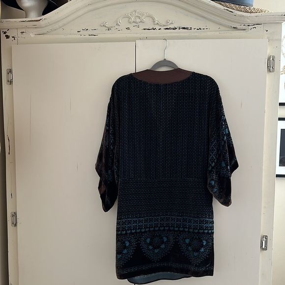 BCBGmaxazria - Picture 4 of 5